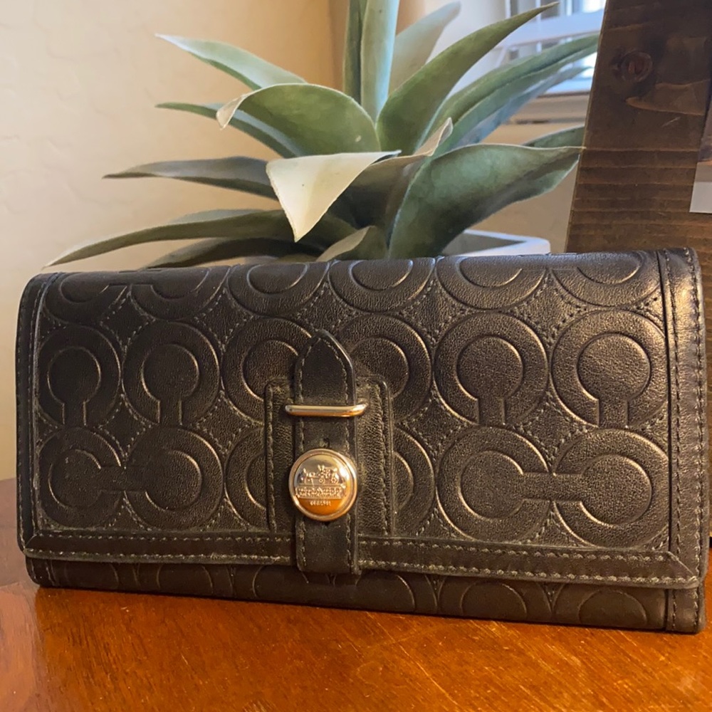Coach wallet